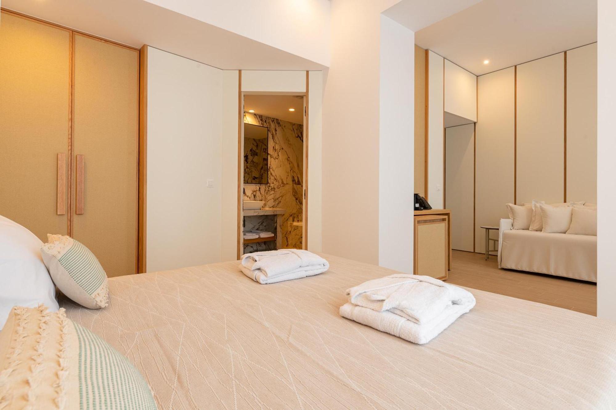 The 12th Hotel Rhodes City